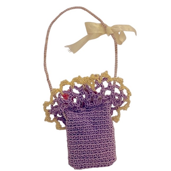 Vintage Crochet Lilac Basket with Flowers - Picture 4 of 7